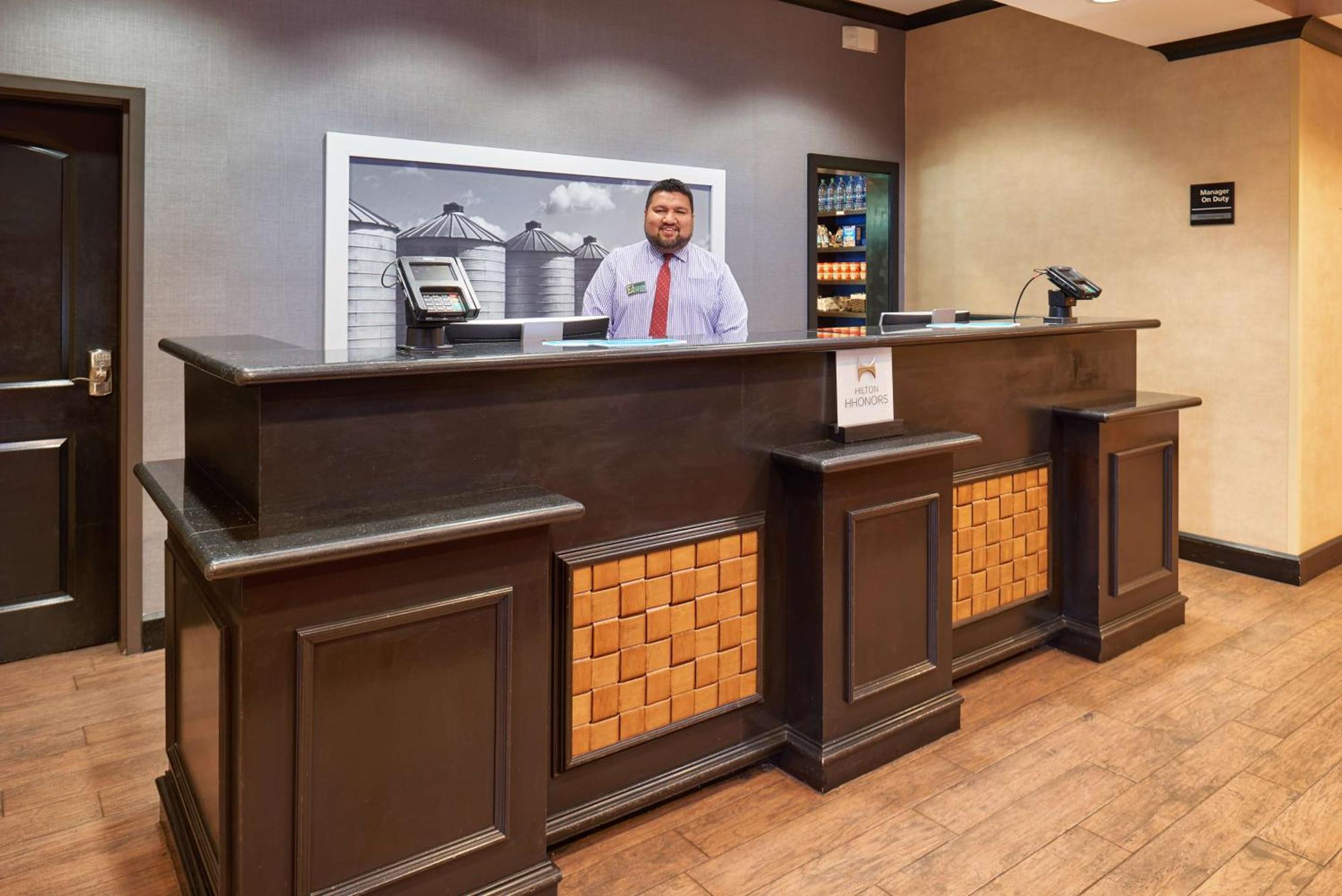 Hampton Inn & Suites Waco-South Esterno foto